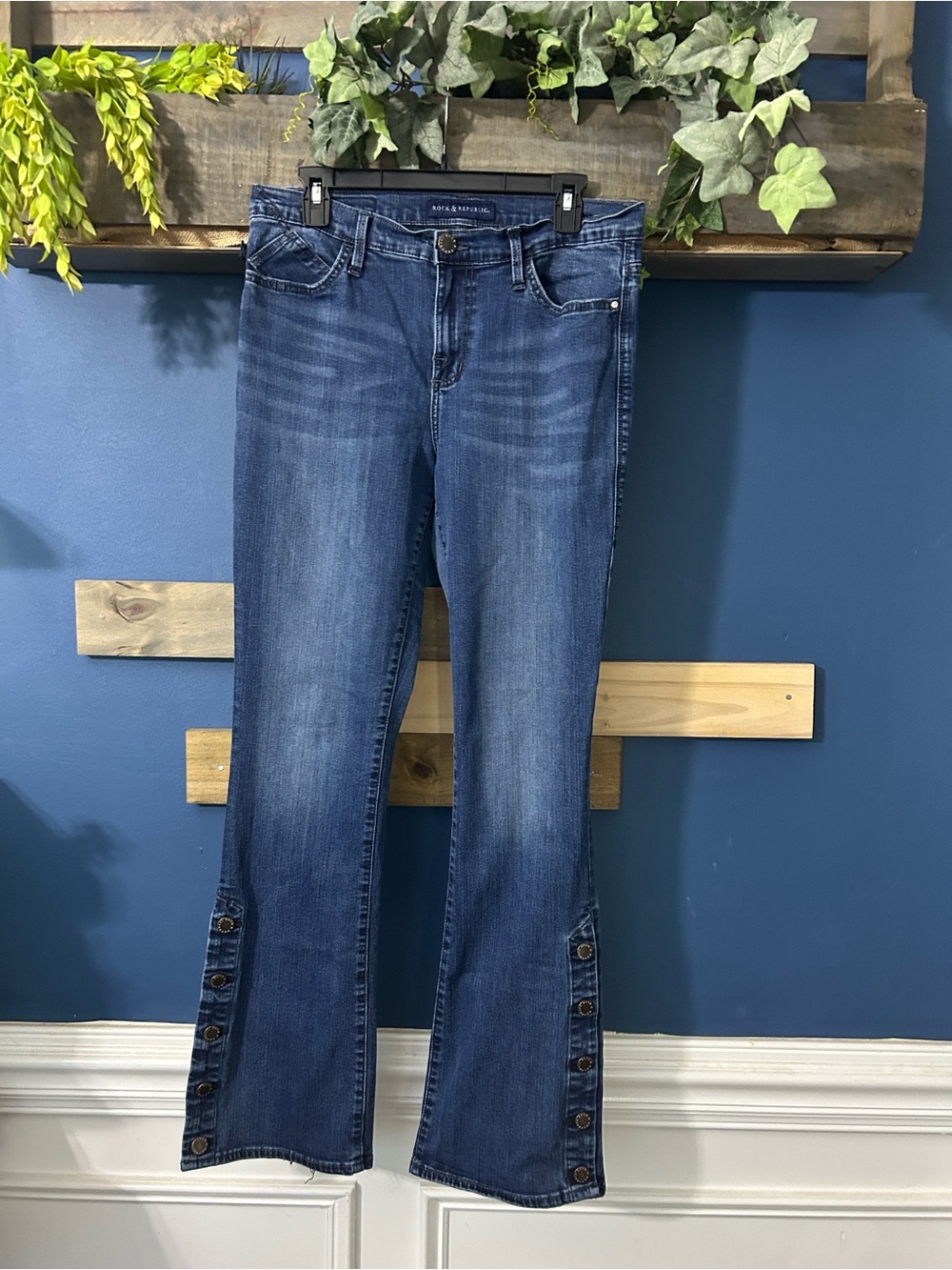 Rock & Republic Kasandra Boot-Cut Jeans with Side Button Detail 14M